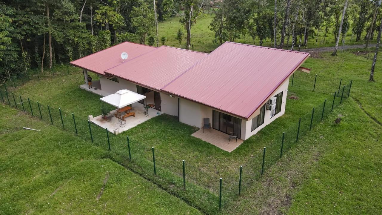 River Paradise Villa With Private Jacuzzi La Fortuna Exteriör bild