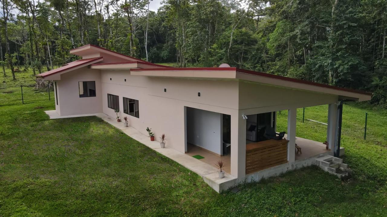 River Paradise Villa With Private Jacuzzi La Fortuna Exteriör bild