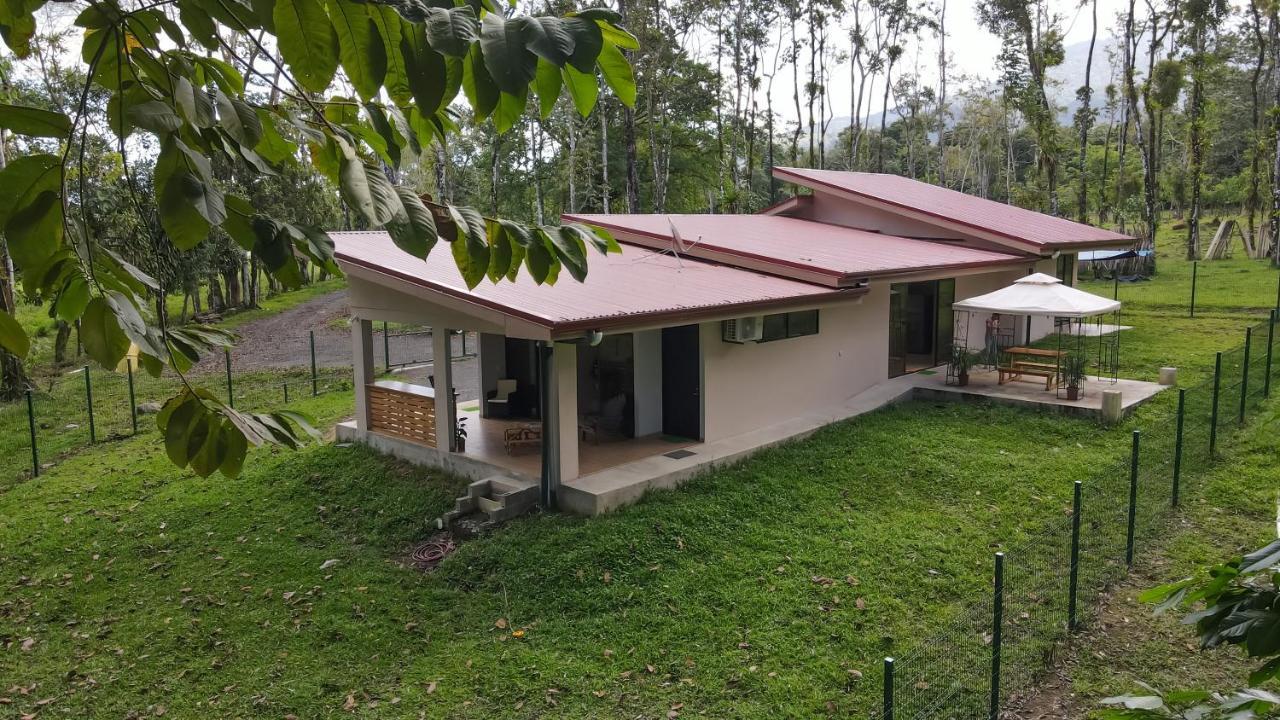 River Paradise Villa With Private Jacuzzi La Fortuna Exteriör bild