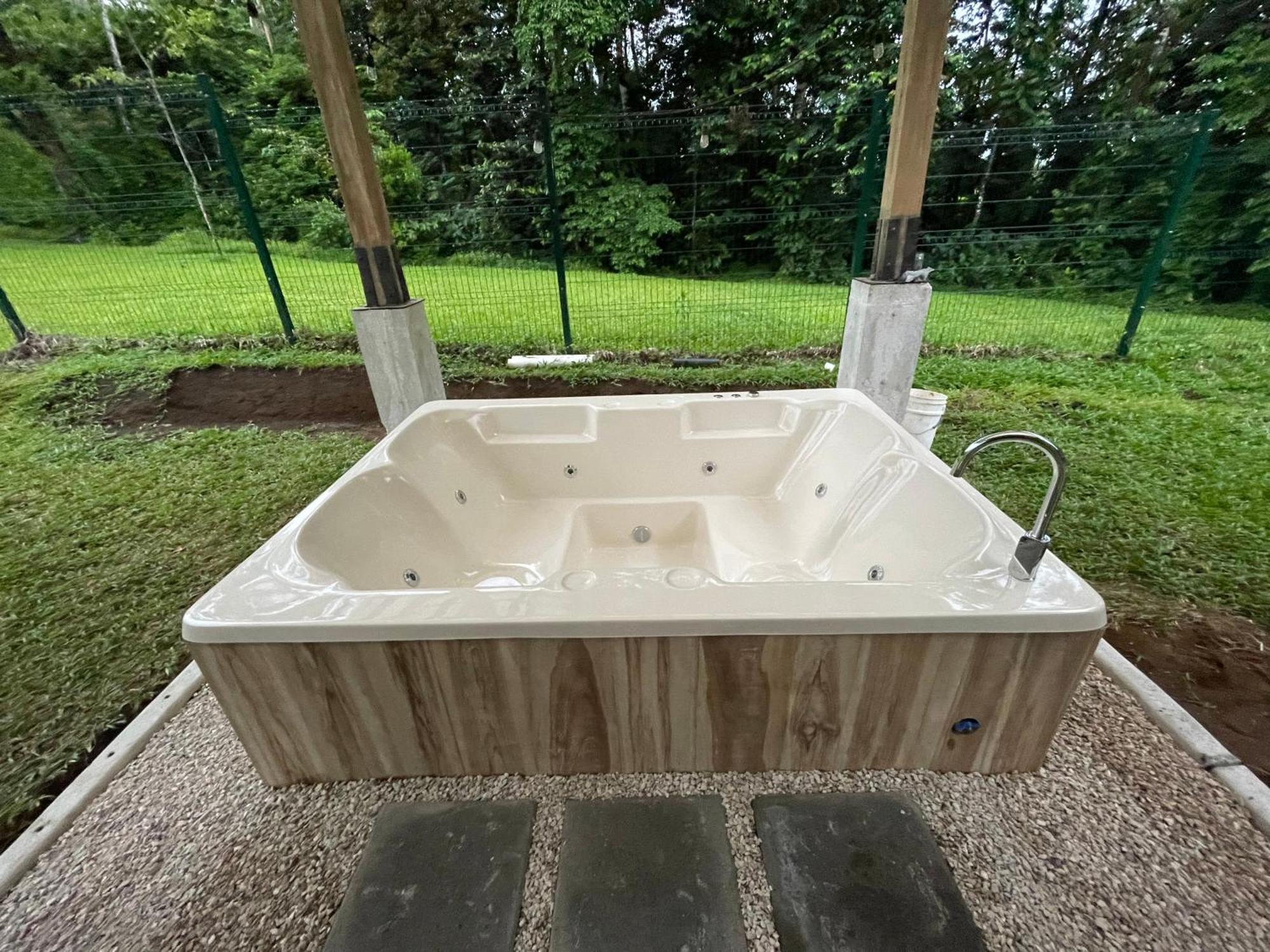 River Paradise Villa With Private Jacuzzi La Fortuna Exteriör bild
